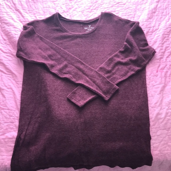 American Eagle crew neck cranberry color tunic top. Super soft. NWT - Picture 1 of 2
